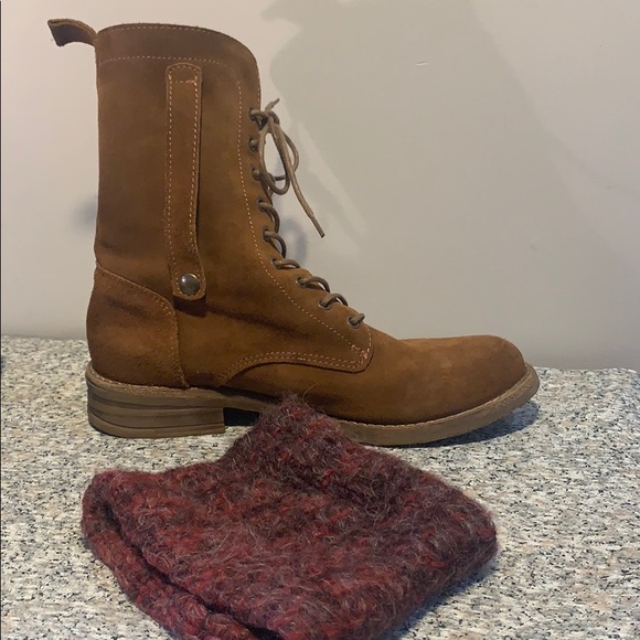 Suede lace up boots - with removable ankle warmers - Picture 4 of 6